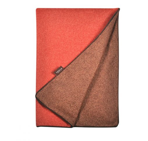 P.L.A.Y - כרבולית הגנה מפנקת - תפוז אדום LUXE THROW - TWILL - ORANGE RED